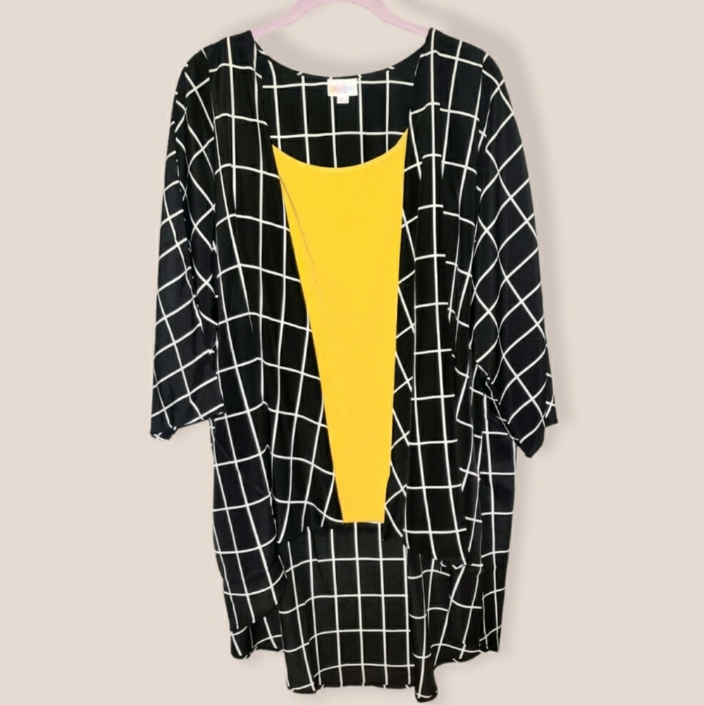NWT LuLaRoe Window Pane Lindsay Kimono